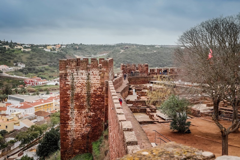 Silves Castle looks exactly like a castle I would imagine. 