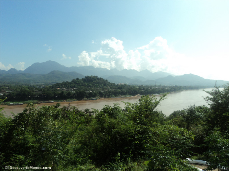 Travel along the Mekong River