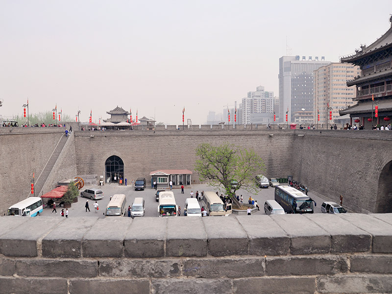 China’s soldiers would be stationed on walls to defend their cities, using weapons like catapults and bows and arrows.