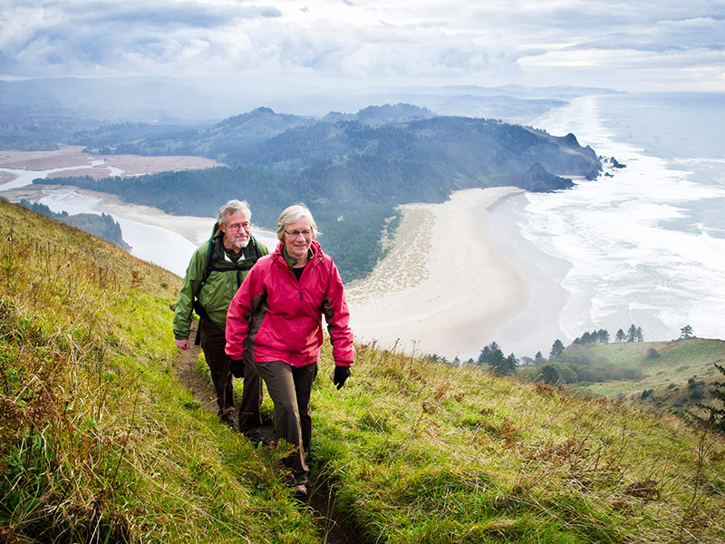 idée de voyage randonnée pour les aînés actifs