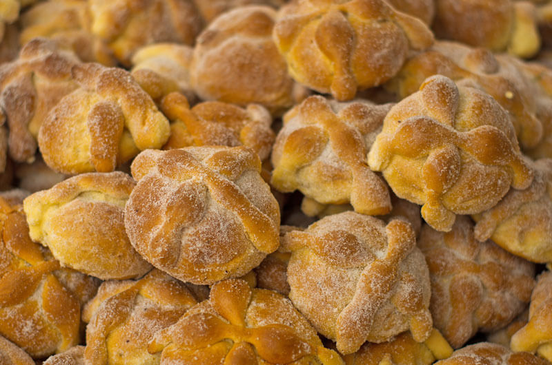 pan-de-muerto