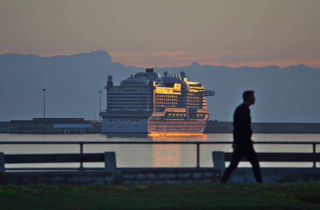 cruise-sunset