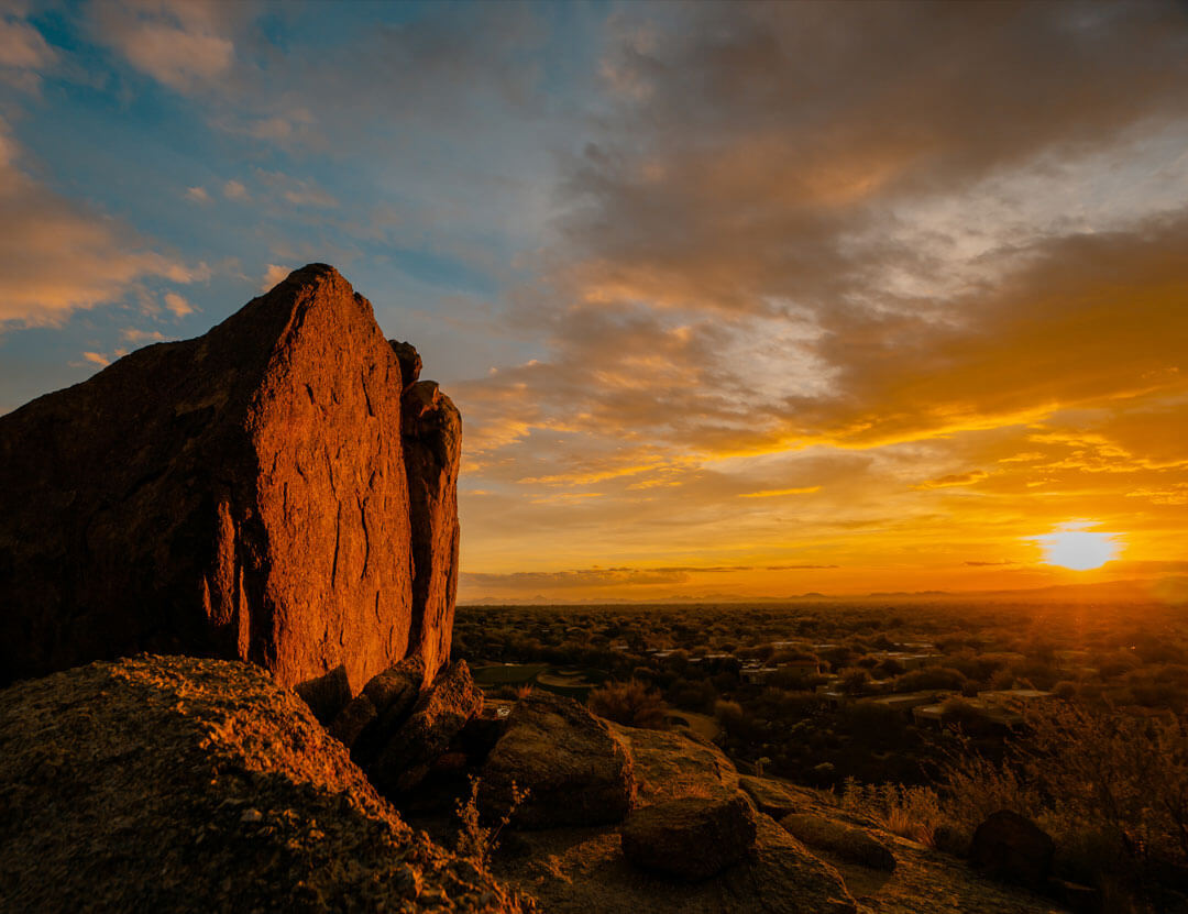 Scottsdale, Arizona offers scenic walks, unique architecture and fantastic shopping! What’s not to love?