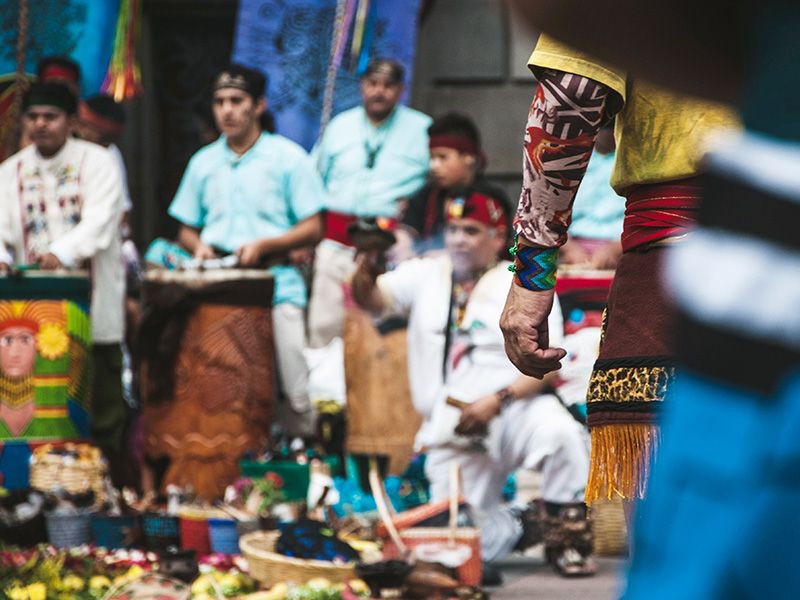 Incense burning and chanting is a ritual in Mexico City
